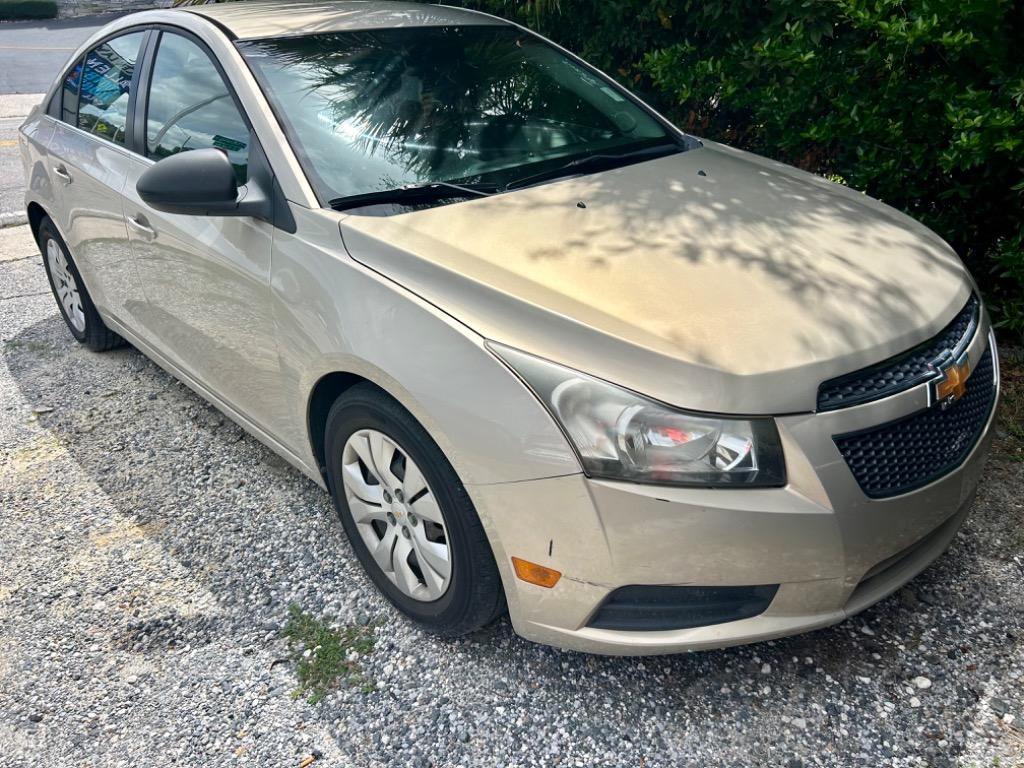 2012 Chevrolet Cruze LS's photo